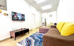 Cosy Spacious 3-bedroom | Bernam68