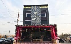 Hotel Majestic Grand By MNG Rooms