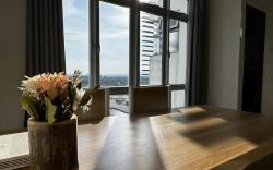 Manhattan Mount Austin Entire Space