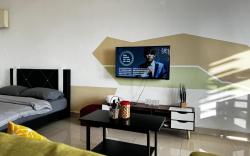 Manhattan Condo @ Mount Austin for 2 pax