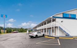 Motel 6 Parkersburg, WV