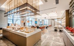 Atour Hotel Chengdu East Railway Station Greenland 468 Center