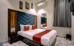 Hotel Golden Palace Residency