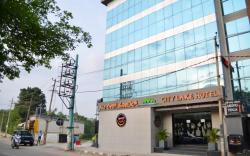City Lake Hotel 
