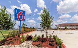 Motel 6 Houston, TX - North