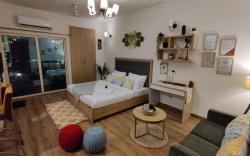 SOJOURN STAYS- Elegant Studio Apartment.