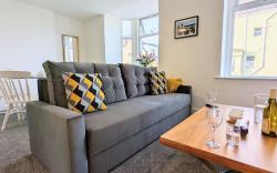 Ocean Pearl Apartment by Seaside Llandudno