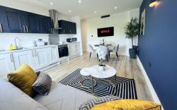 35 Vantage House