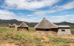 SANI STONE LODGE