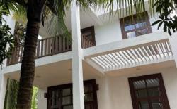 Dinuri Villa