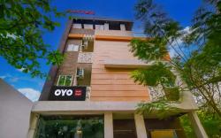 Hotel O Regal