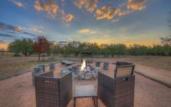 Vaughan w/Hot Tub and Grill