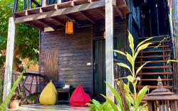 Leaf House Bungalow
