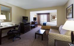 Holiday Inn Express Hotel & Suites Moultrie By IHG