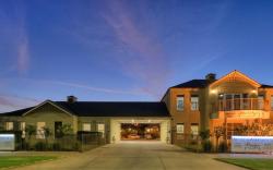 Bridges on Meninya Motel & Apartments