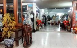 Thairungruang Backpackers Suratthani