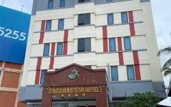 SR Hotel