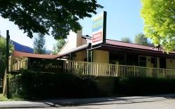 The Harrietville Snowline Hotel