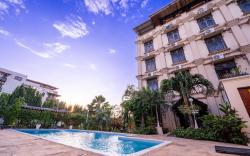 Golden Tulip Stone Town Boutique Hotel