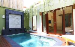 Jas Green Villas And Spa