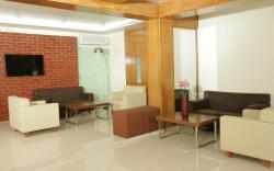 Richmond Hotel and Suites