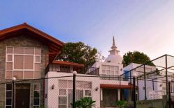 Villa Baywatch Rumassala