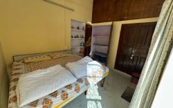 AC Suit room with attached toilet 