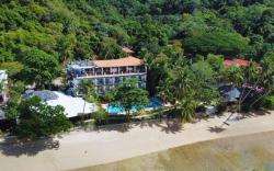 Doublegem Beach Resort and Hotel