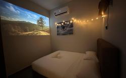 R2 2 pax room with toilet 1 min to KSL