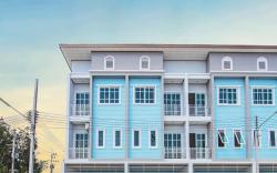 Prakytong house