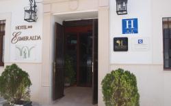 Hotel** Esmeralda