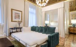 Cotton House Hotel, Autograph Collection