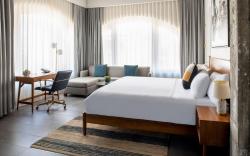 Hi-Lo Hotel, Autograph Collection