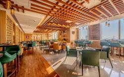 V Hotel Dubai, Curio Collection by Hilton