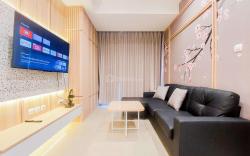 Modern Look & Cozy 1BR Branz BSD City By Travelio