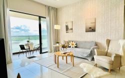 Bay Laurel Seaview Elegance 4BR Bathtub @ 11-16Pax