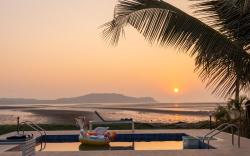 The Arks Villa Beach Resort