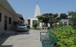 Radha Madhav Ashram Vrindavan