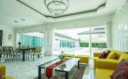 Pool Villa CoaSea - 2min from Thung wua lan Beach