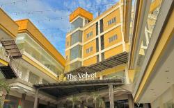 THE VELVET SUITES AND HOTEL 