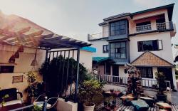 Alinda House Naukuchiatal By The Gaur