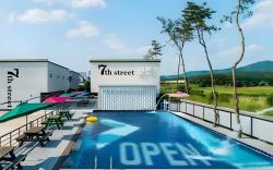 Gyeongju 7th Street Pool Villa