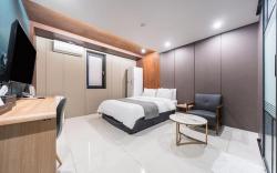 Jeonju Geumamdong Hotel K