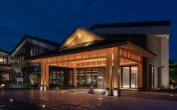 Hyakumangoku Onsen Hotel