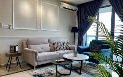 Sea View Blissful Abode 2BR at R&F By ANJU