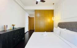 Cosmopolis 3BR unit at R&F Princess by ANJU