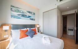 Luxury Two Bedrooms District 1