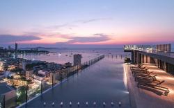 Central Pattaya 2BR walking street/nice pool/beach