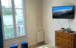 Calm and Cute - refreshed  small apartment in Boulogne  minutes  from  Paris