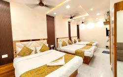 Goroomgo BNK Grand Varanasi Indian Only - Lift and Wifi Facility